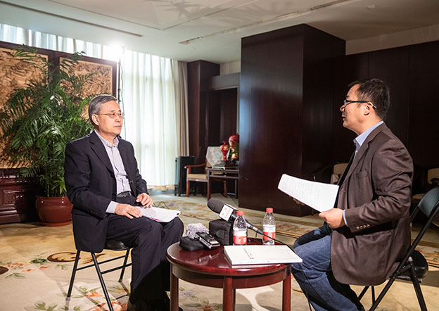 充分調(diào)動信貸、債券、股權(quán)、理財、信托、保險等各類金融資源