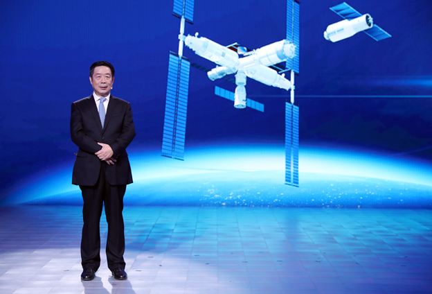 將要建造的空間站基本構(gòu)型有三個艙，構(gòu)成英文T字型