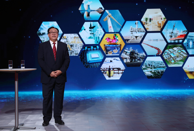 通過(guò)轉(zhuǎn)型，使我們的投資更多地滿足國(guó)家戰(zhàn)略的需要，真正做到&ldquo;為國(guó)而投&rdquo;