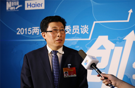 &ldquo;面對這種新型的、農業(yè)轉型的項目，政府各級部門也都在研究怎么落實，還有很多細節(jié)上的問題。&rdquo;