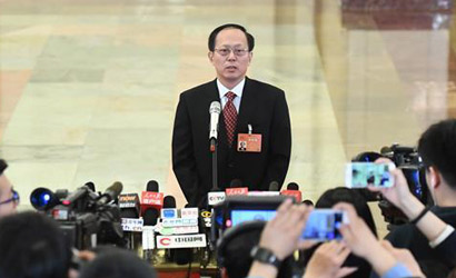 茍仲文：&ldquo;天價(jià)球員&rdquo;意在商業(yè)而非體育 將出臺(tái)措施嚴(yán)格整治