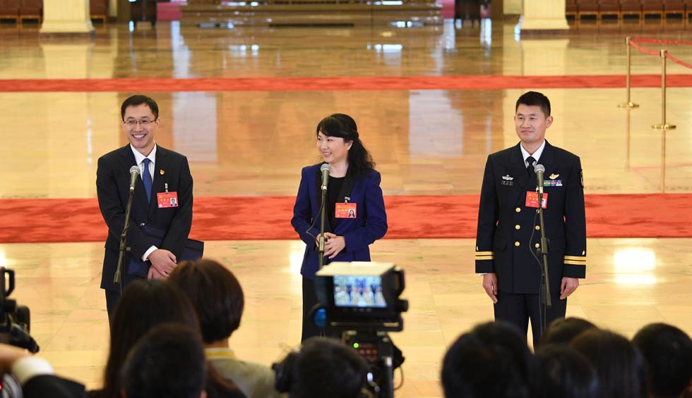 孟祥飛、李媛、曹先建接受采訪