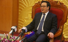 專訪：愿中國(guó)人民在中共領(lǐng)導(dǎo)下取得更多成就&mdash;&mdash;訪越共中央委員、中央對(duì)外部部長(zhǎng)黃平君