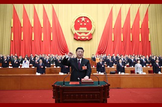 習(xí)近平當(dāng)選國家主席、中央軍委主席