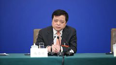 全國政協(xié)常委、全國工商聯(lián)副主席、正泰集團(tuán)董事長 南存輝