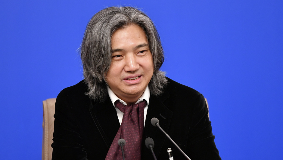 全國(guó)政協(xié)常委、文化文史和學(xué)習(xí)委員會(huì)委員，中國(guó)美術(shù)館館長(zhǎng)，中國(guó)美術(shù)家協(xié)會(huì)副主席 吳為山