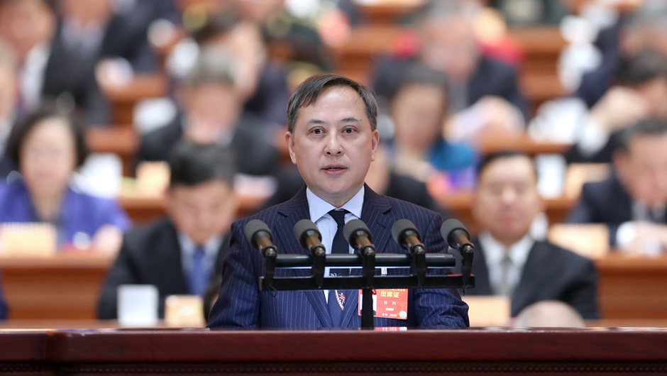 重慶醫(yī)科大學(xué)附屬第二醫(yī)院院長，重慶黨外知識分子聯(lián)誼會副會長 任紅