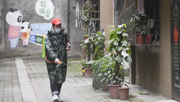 辛識(shí)平：致敬！按下&ldquo;快進(jìn)鍵&rdquo;的平凡英雄