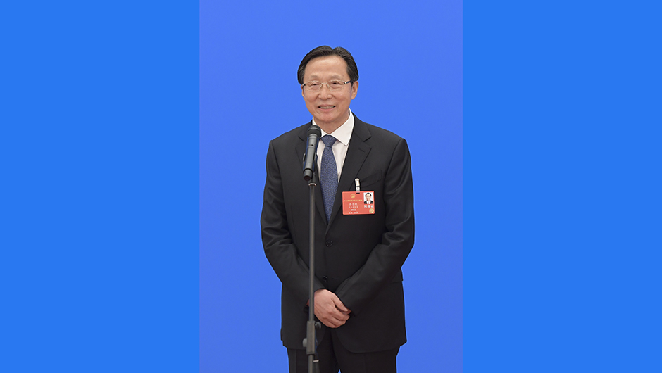 農業(yè)農村部部長韓長賦接受采訪
