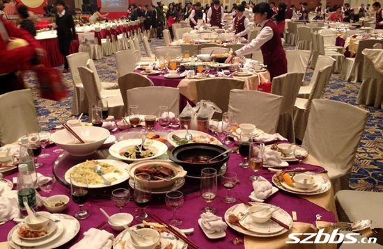 嚴格監(jiān)督，剎住浪費歪風(fēng)