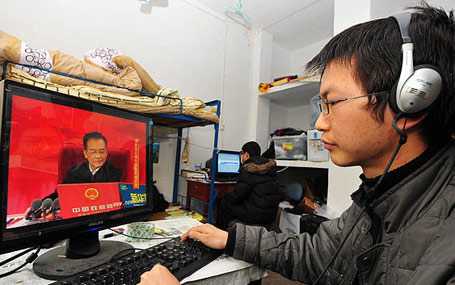 2010年網(wǎng)友關(guān)注溫家寶總理接受中國政府網(wǎng)、新華網(wǎng)聯(lián)合專訪