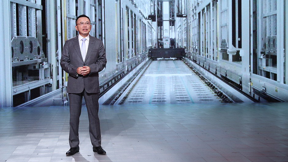 TCL創(chuàng)始人、董事長(zhǎng)李東生