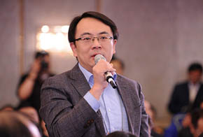 新華社、新華網記者提問