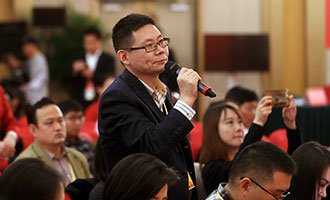 黨建雜志、黨建網(wǎng)記者提問