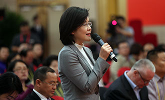 中央電視臺(tái)、中國(guó)網(wǎng)絡(luò)電視臺(tái)記者提問(wèn)