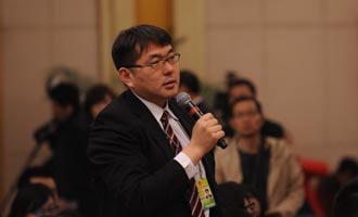 日本NHK電視臺(tái)記者提問(wèn)