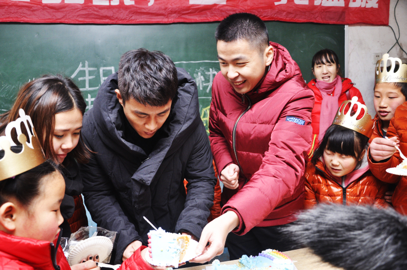 海瀾之家&ldquo;多一克溫暖&rdquo;