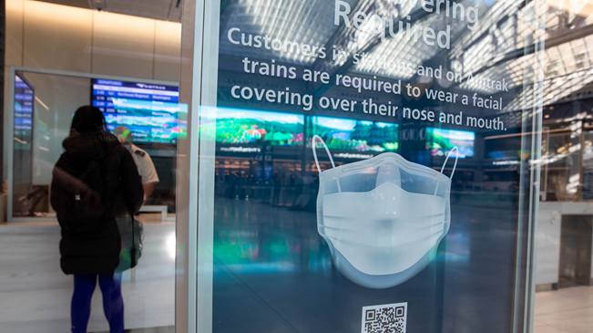 23天增500萬例！ 美國新冠確診病例增速創(chuàng)新高