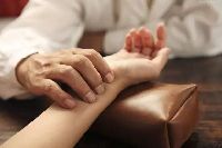 【健康解碼】中醫(yī)藥如何治療股骨頭壞死？