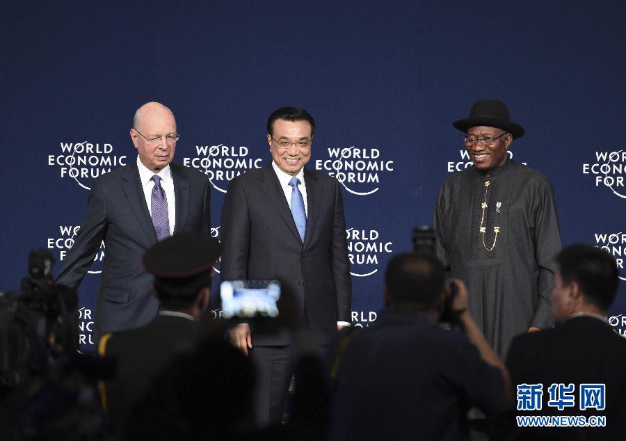 5月8日，中國國務院總理李克強在阿布賈出席第24屆世界經(jīng)濟論壇非洲峰會全會，發(fā)表題為《共同推動非洲發(fā)展邁上新臺階》的特別致辭。新華社記者 李學仁 攝 