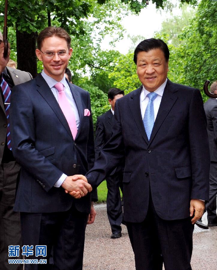 6月12日，中共中央政治局常委、中央書記處書記劉云山在赫爾辛基會見芬蘭總理卡泰寧。 新華社記者饒愛民攝