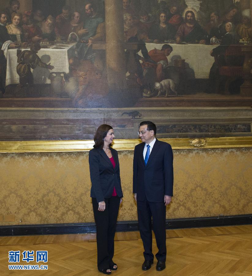 10月15日，中國國務院總理李克強在羅馬會見意大利眾議長博爾德里尼。 新華社記者王曄攝 