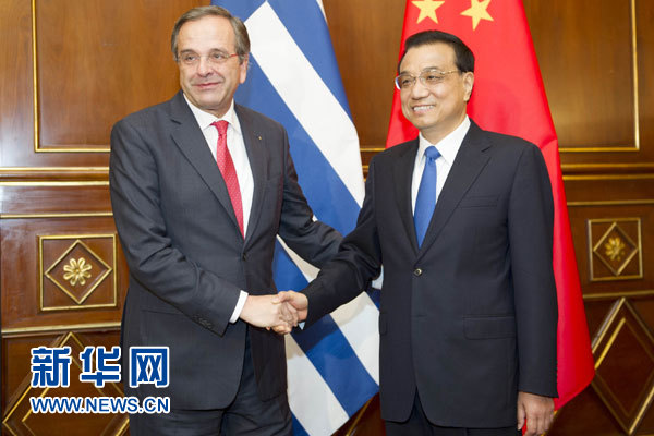 10月16日，中國國務(wù)院總理李克強(qiáng)在意大利米蘭會見希臘總理薩馬拉斯。 新華社記者 謝環(huán)馳 攝