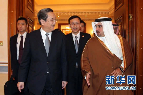 11月6日，正在巴林進行正式友好訪問的全國政協(xié)主席俞正聲在麥納麥會見巴林王儲薩勒曼。 新華社記者劉衛(wèi)兵攝