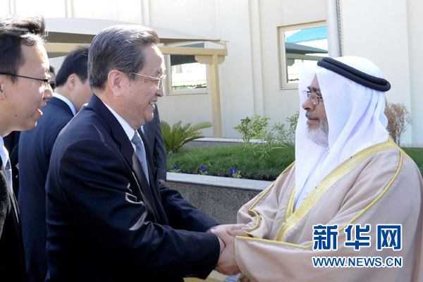 11月6日，正在巴林進行正式友好訪問的全國政協(xié)主席俞正聲在麥納麥會見巴林國民議會議長兼眾議長扎赫拉尼。 新華社記者 張鐸 攝