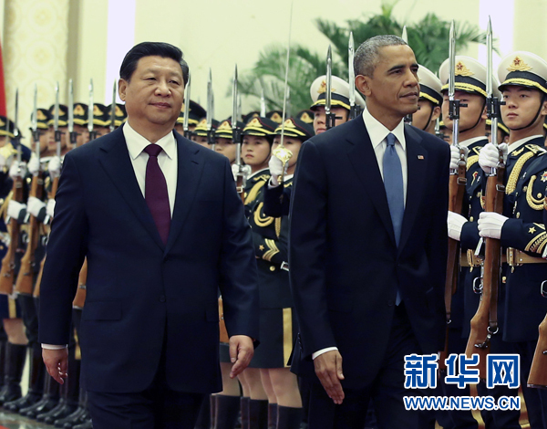 11月12日，國家主席習(xí)近平在北京人民大會(huì)堂舉行歡迎儀式，歡迎美國總統(tǒng)奧巴馬對中國進(jìn)行國事訪問。 新華社記者 龐興雷 攝
