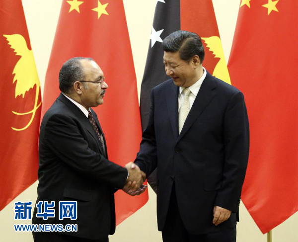 11月22日，國家主席習(xí)近平在斐濟(jì)楠迪會(huì)見巴布亞新幾內(nèi)亞總理奧尼爾。 新華社記者姚大偉攝 