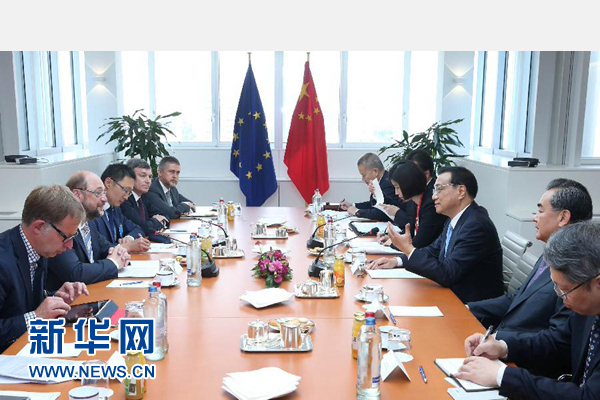 當(dāng)?shù)貢r間6月29日上午，國務(wù)院總理李克強(qiáng)在布魯塞爾會見歐洲議會議長舒爾茨。 新華社記者 龐興雷 攝