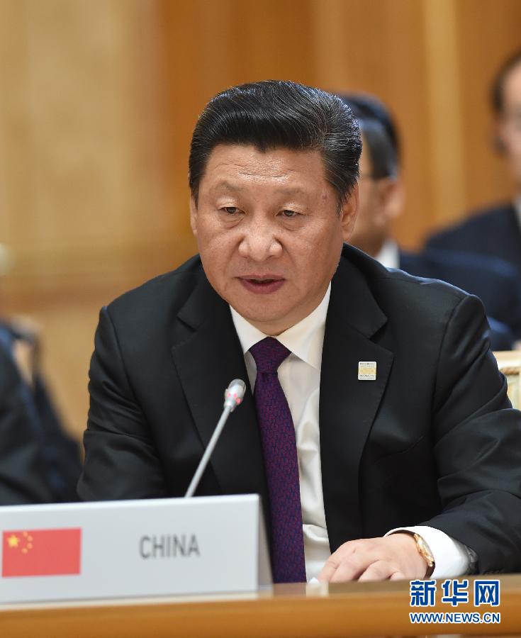 7月9日，金磚國家領導人第七次會晤在俄羅斯烏法舉行。中國國家主席習近平、俄羅斯總統(tǒng)普京、巴西總統(tǒng)羅塞夫、印度總理莫迪、南非總統(tǒng)祖馬出席。這是習近平發(fā)表題為《共建伙伴關系　共創(chuàng)美好未來》的主旨講話。新華社記者 饒愛民 攝 