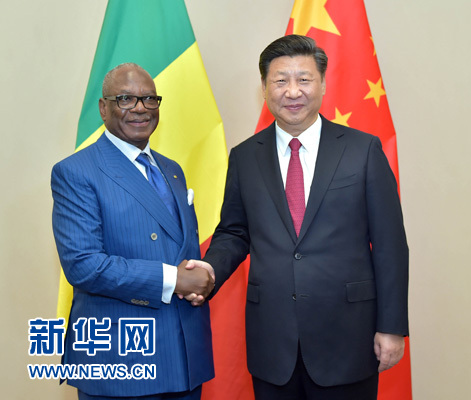 12月3日，國(guó)家主席習(xí)近平在約翰內(nèi)斯堡會(huì)見馬里總統(tǒng)凱塔。新華社記者 李濤 攝 