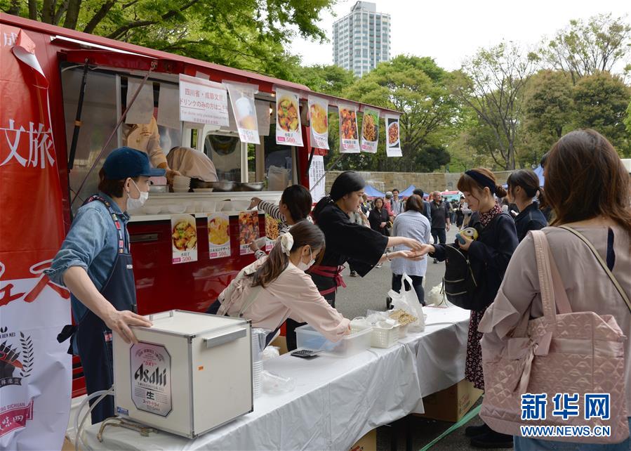 (國(guó)際·圖文互動(dòng))(1)“麻辣革命”讓日本人品味舌尖上的四川
