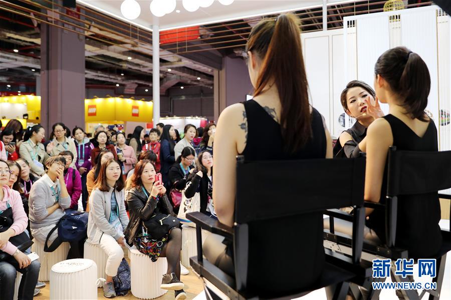 （新華全媒頭條&middot;圖文互動）（9）從進博會到&ldquo;雙11&rdquo; 超級訂單背后蘊藏中國動能