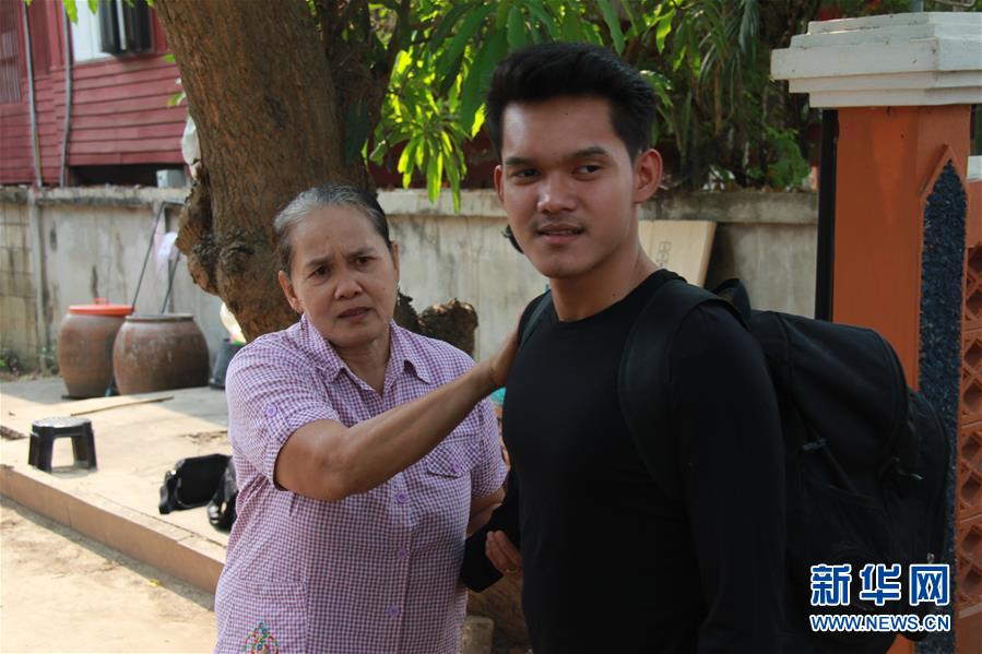 (國際·“一帶一路”高峰論壇·圖文互動)(3)通訊:泰國青年阿努帕的火車司機夢