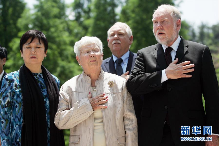 （國(guó)際&middot; 圖文互動(dòng)）（11）通訊：&ldquo;和平是我們共同的追求&rdquo;&mdash;&mdash;美國(guó)&ldquo;飛虎隊(duì)&rdquo;父子的中國(guó)情緣