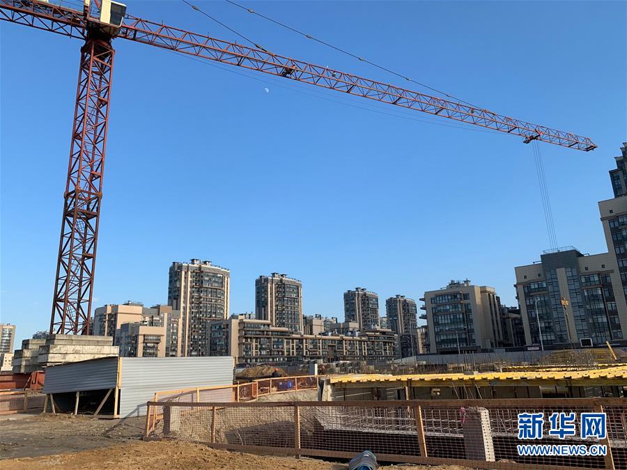 (習(xí)近平出訪配合稿·圖文互動(dòng))(1)通訊:中國“明珠”閃耀圣彼得堡——記中國大型綜合開發(fā)項(xiàng)目“波羅的海明珠”