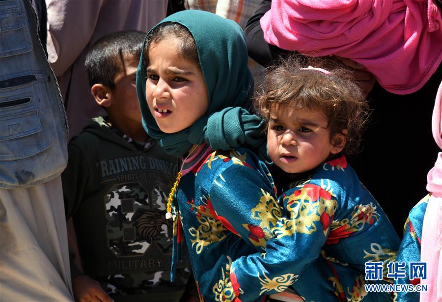 (國(guó)際)(1)聯(lián)合國(guó)報(bào)告:全球流離失所者人數(shù)創(chuàng)紀(jì)錄