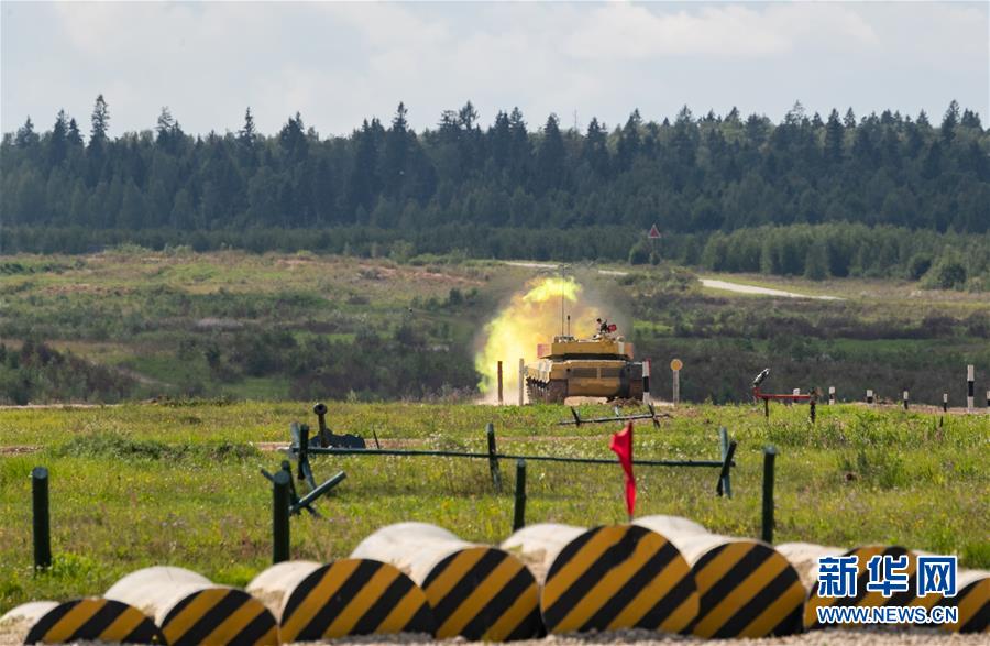 (國(guó)際)(5)中國(guó)“坦克兩項(xiàng)”參賽隊(duì)在“國(guó)際軍事比賽-2019”中首賽告捷