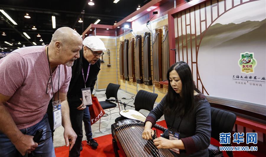 （國際&middot;圖文互動）（2）通訊：中國樂器在美國樂器展上&ldquo;奏響強音&rdquo;