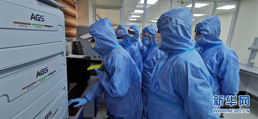 (國際疫情·圖文互動(dòng))(3)通訊:中國專家組在伊拉克做了三件事