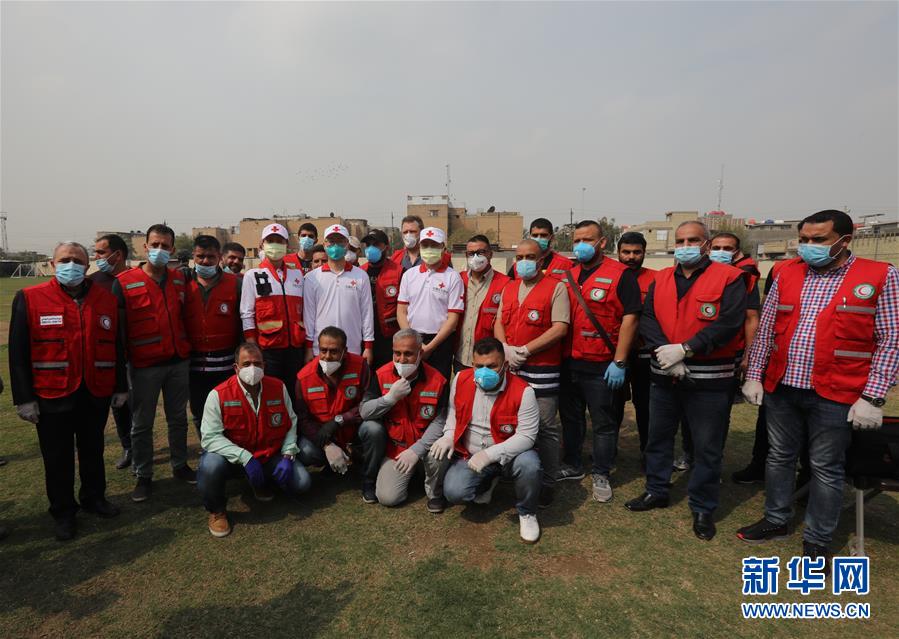 (國際疫情·圖文互動(dòng))(2)通訊:中國專家組在伊拉克做了三件事