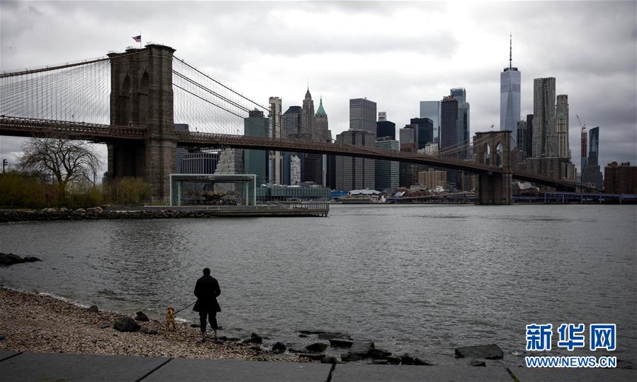 (國(guó)際·圖文互動(dòng))(1)疫情重創(chuàng)美國(guó)經(jīng)濟(jì)