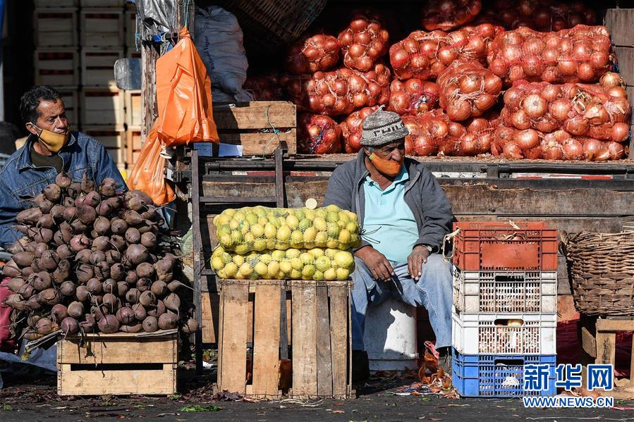 （國際疫情&middot;圖文互動）（5）智利首都圣地亞哥因疫情嚴(yán)重將實(shí)施封城