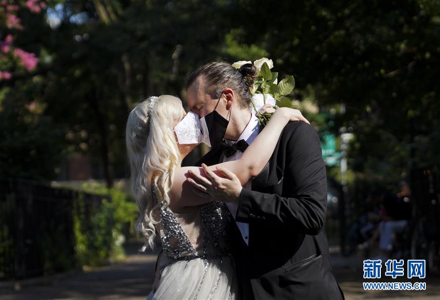 （國際疫情）（2）約翰斯&middot;霍普金斯大學(xué)：美國新冠確診病例累計超500萬例