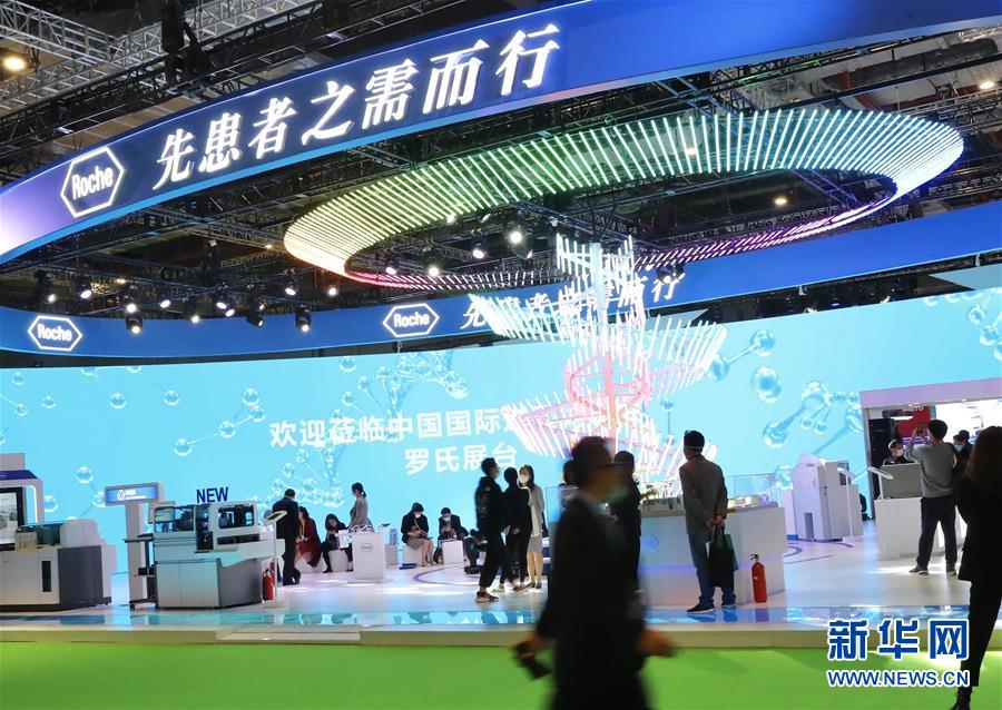 （第三屆進(jìn)博會(huì)&middot;圖文互動(dòng)）（9）新疫苗、新療法，進(jìn)博會(huì)最&ldquo;火爆&rdquo;展區(qū)見聞