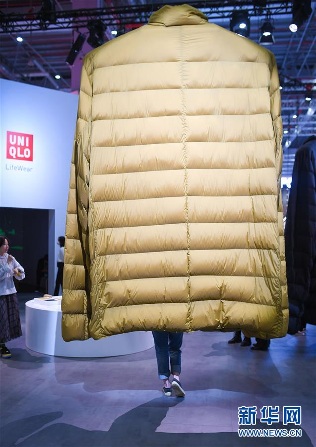 （第三屆進(jìn)博會&middot;新華視界）（5）觀展體驗：多彩&middot;絢爛&middot;未來感