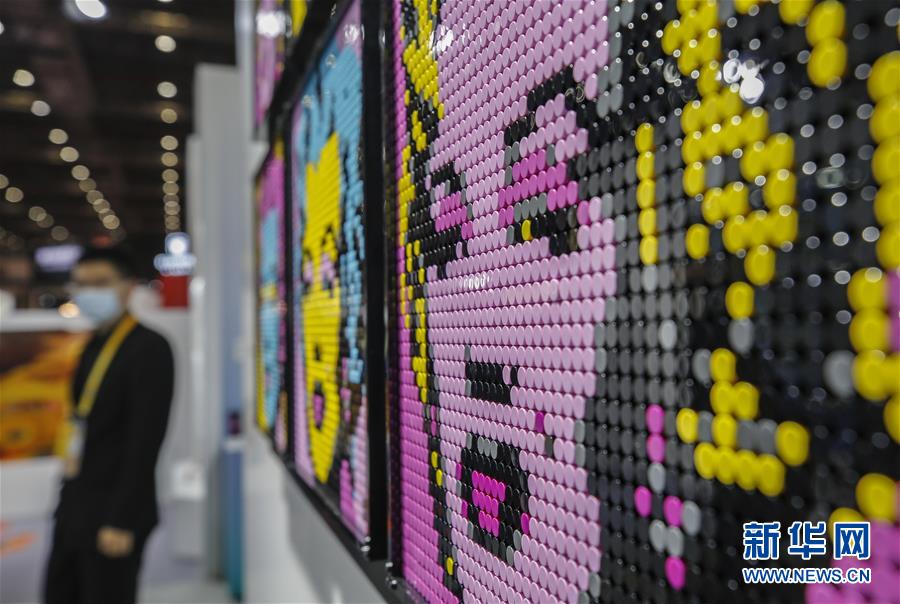 (第三屆進(jìn)博會(huì))樂(lè)高:在進(jìn)博會(huì)上拼出精彩